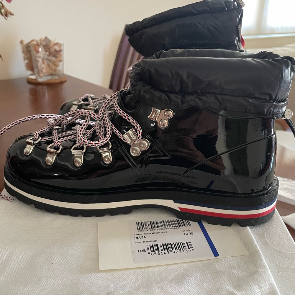 Moncler Inaya Boots in patent leather.